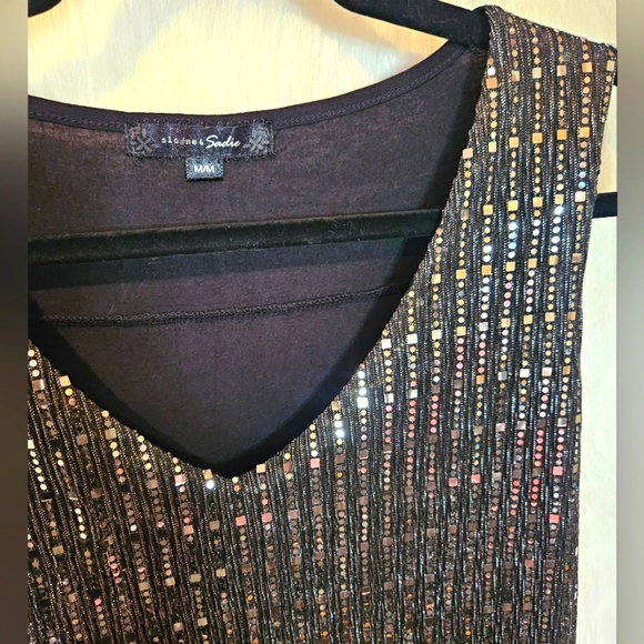 Sloane & Sadie Party Sequin Sleeveless Top - Picture 5 of 6